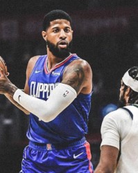 KOK体育平台官方网站-乔治复出首战乘风破浪 快艇赛季第三次演25分逆转